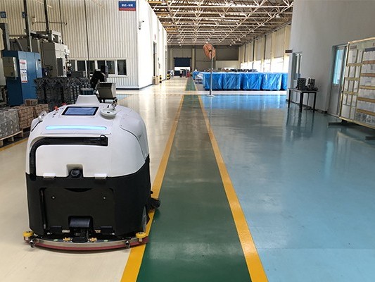 坦力工廠掃地機(jī)器人：價(jià)格 “高冷”，省錢(qián)超 “暖”！