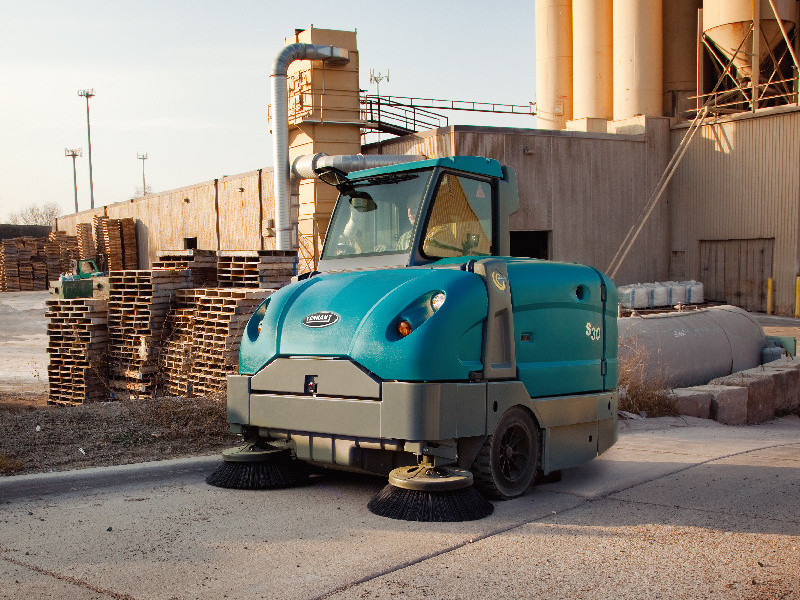 工廠掃地機(jī)怎么用？為什么工廠要使用掃地機(jī)