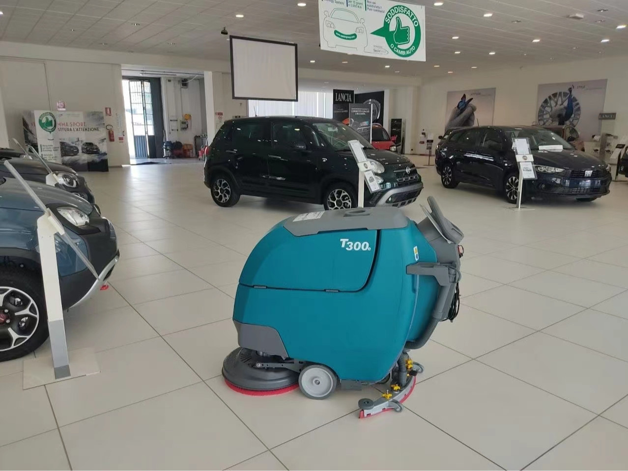 青島工業(yè)手推式洗地機(jī)廠家有哪些？