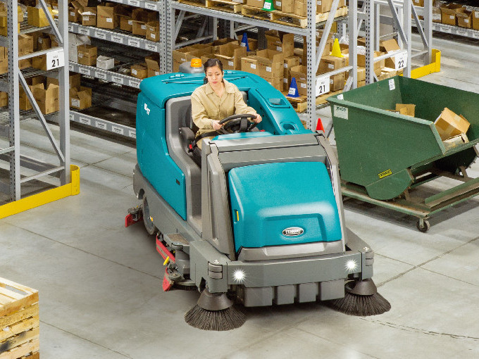 影視基地環(huán)境衛(wèi)士，當屬洗掃一體機