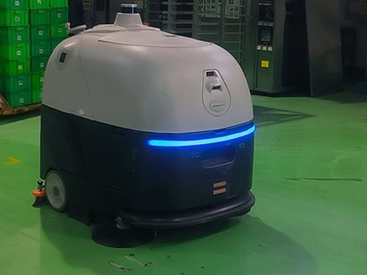 乳業(yè)車間轉(zhuǎn)型：坦力掃地機(jī)器人助力，人力精簡效益升