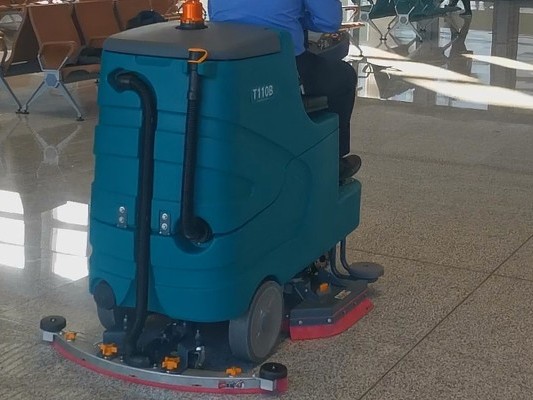 坦力洗地機(jī)：工業(yè)清潔界的 “長壽星”，售后還超貼心！