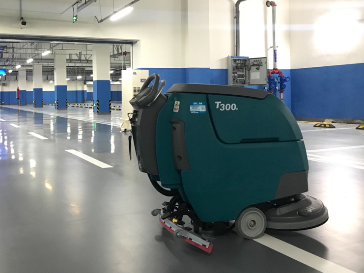 商業(yè)寫字樓為何使用洗地機(jī)？