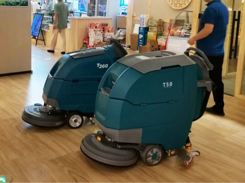 選擇工業(yè)洗地機(jī)，價(jià)格因素應(yīng)該如何參考？