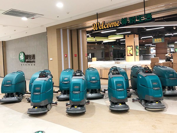 影響洗地機(jī)價格的因素有哪些？青島捷立告訴您